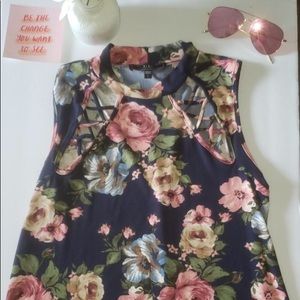 Women’s floral print sleeveless summer blouse